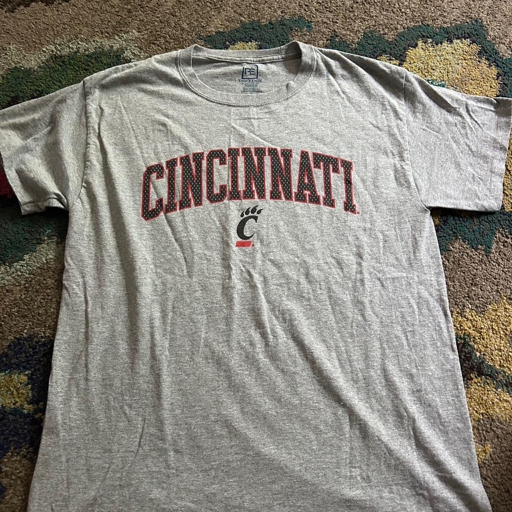 Men's Grey T-shirt